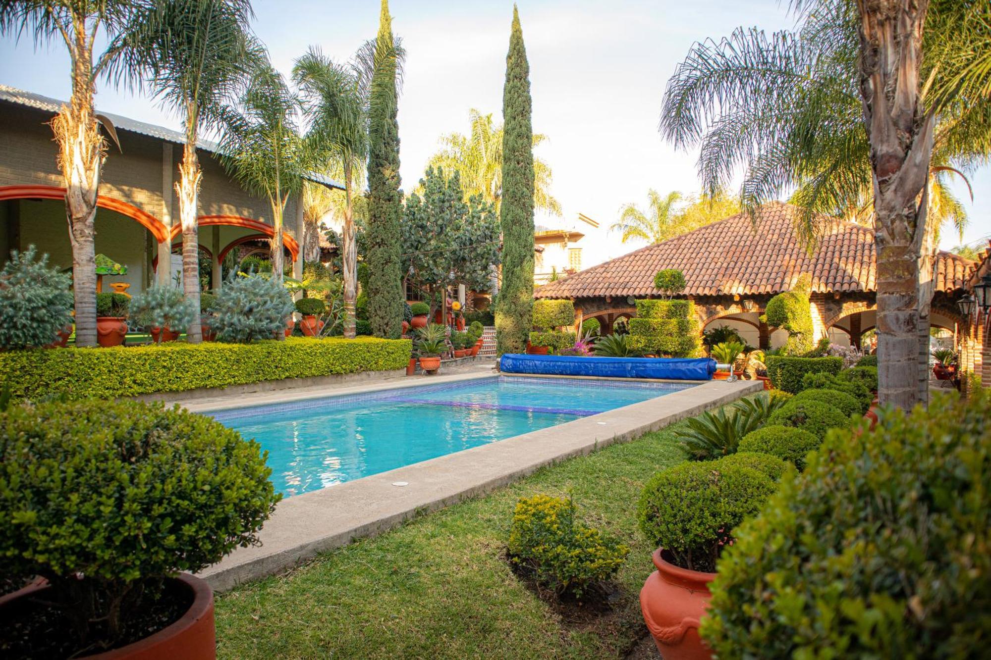Hotel El Dorado - Cerca De Chapala Y Del Aeropuerto Ixtlahuacán de los Membrillos 외부 사진