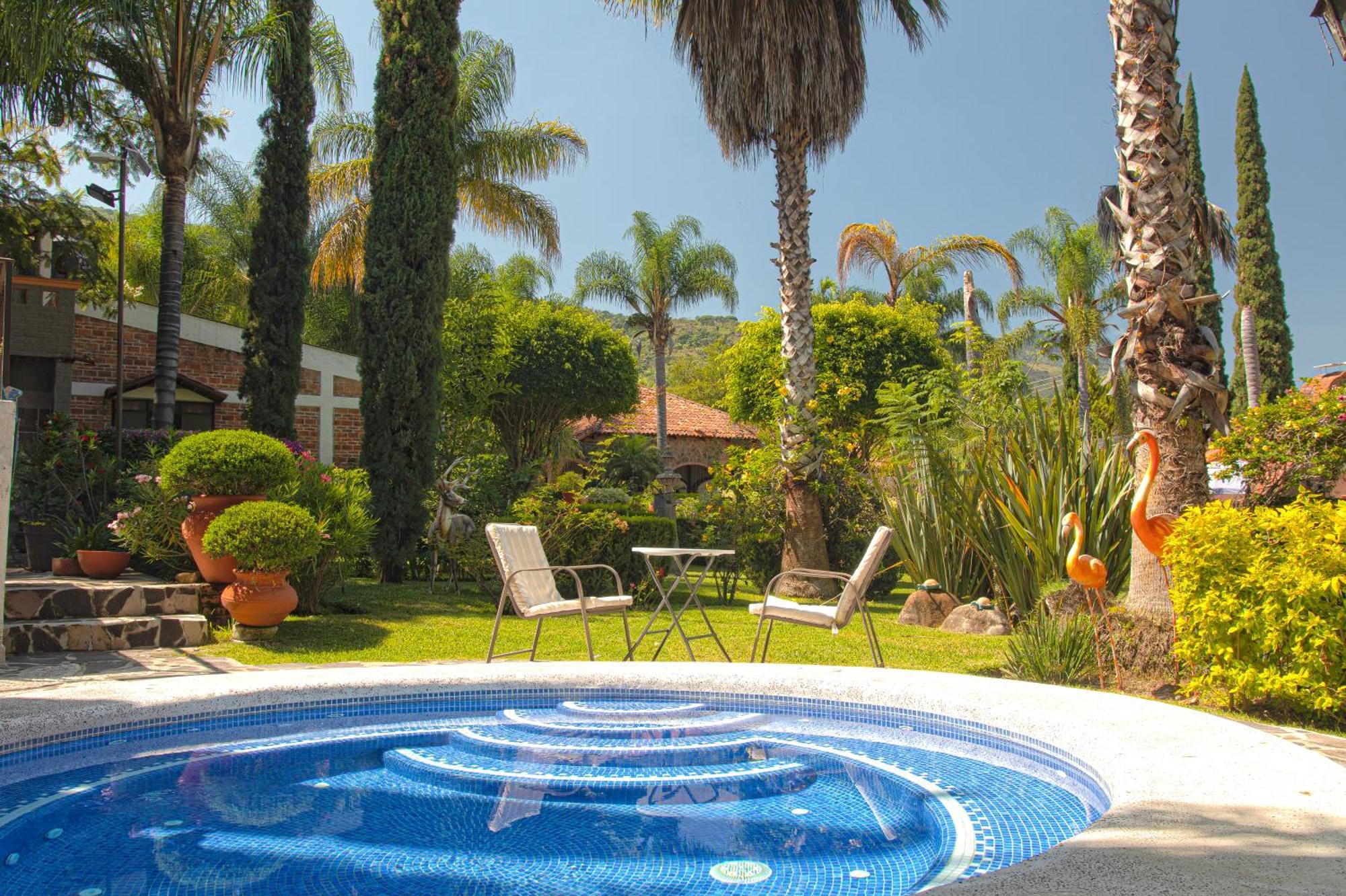 Hotel El Dorado - Cerca De Chapala Y Del Aeropuerto Ixtlahuacán de los Membrillos 외부 사진
