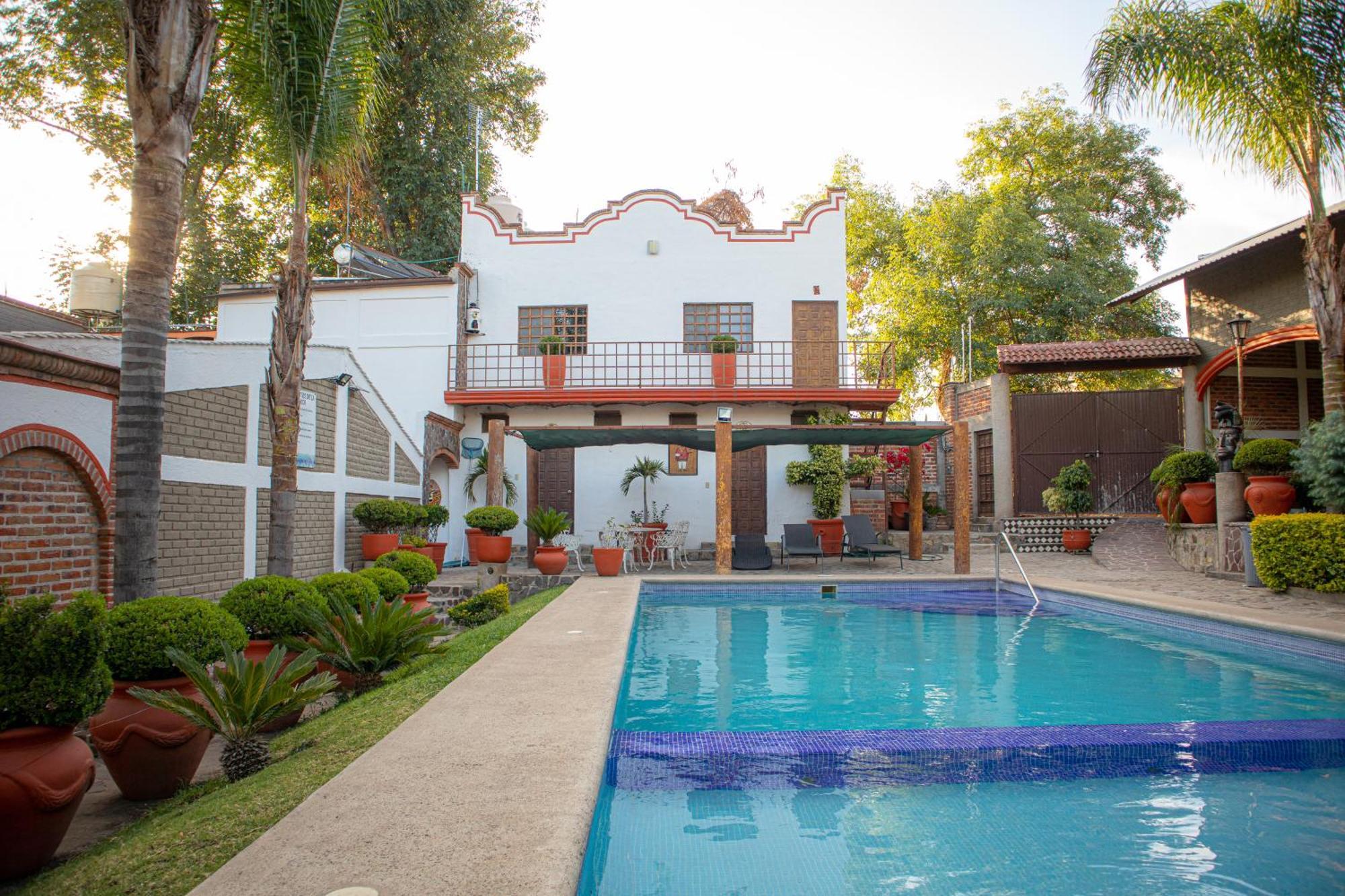 Hotel El Dorado - Cerca De Chapala Y Del Aeropuerto Ixtlahuacán de los Membrillos 외부 사진