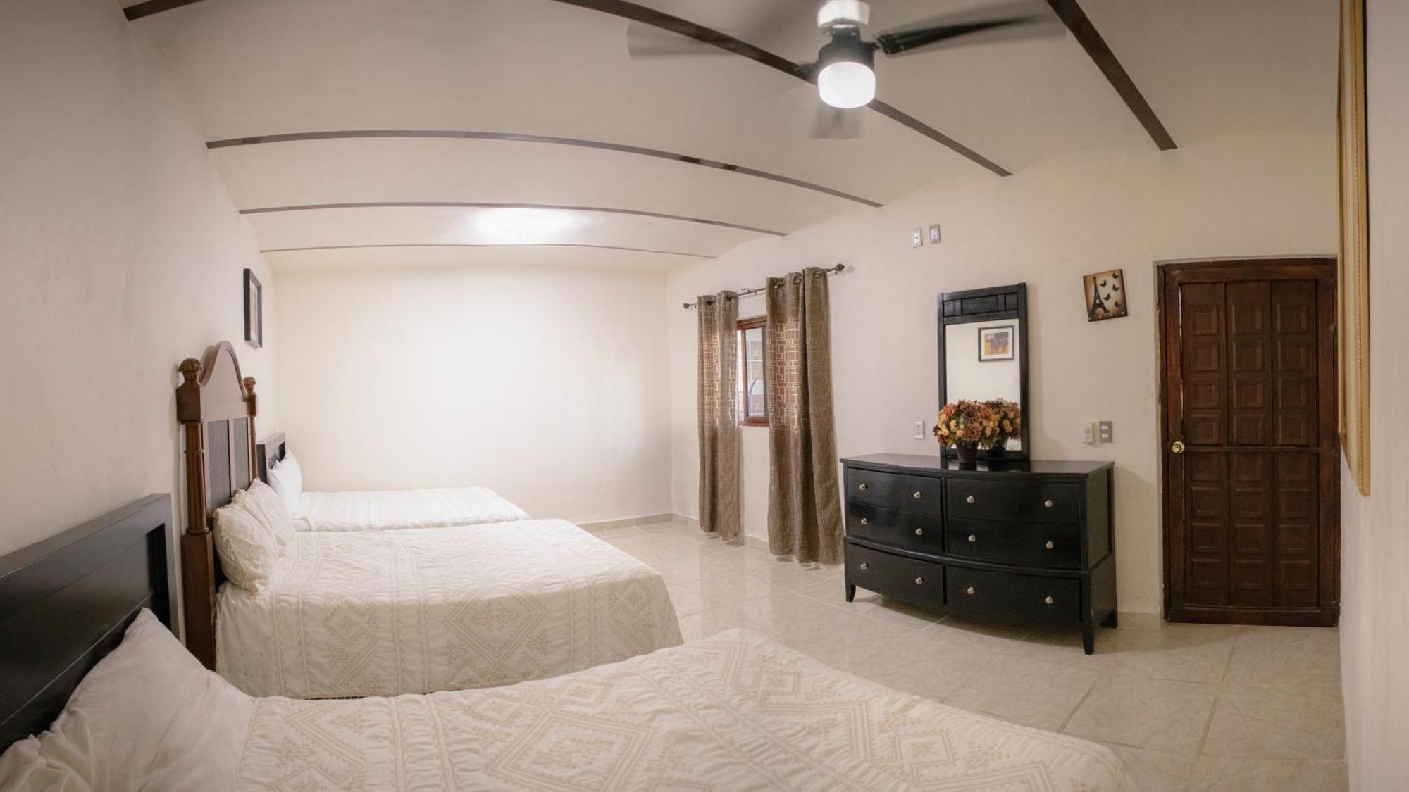 Hotel El Dorado - Cerca De Chapala Y Del Aeropuerto Ixtlahuacán de los Membrillos 외부 사진